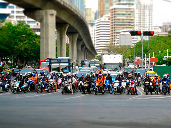 Скуты на дорогах Таиланда